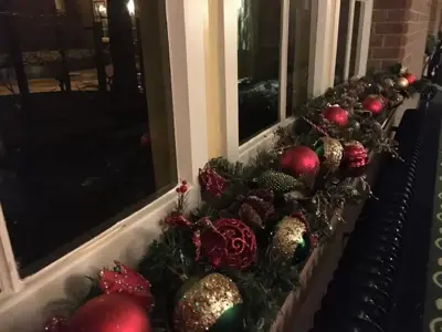 Kerstdecoratie bij De Rooi Pannen in Tilburg